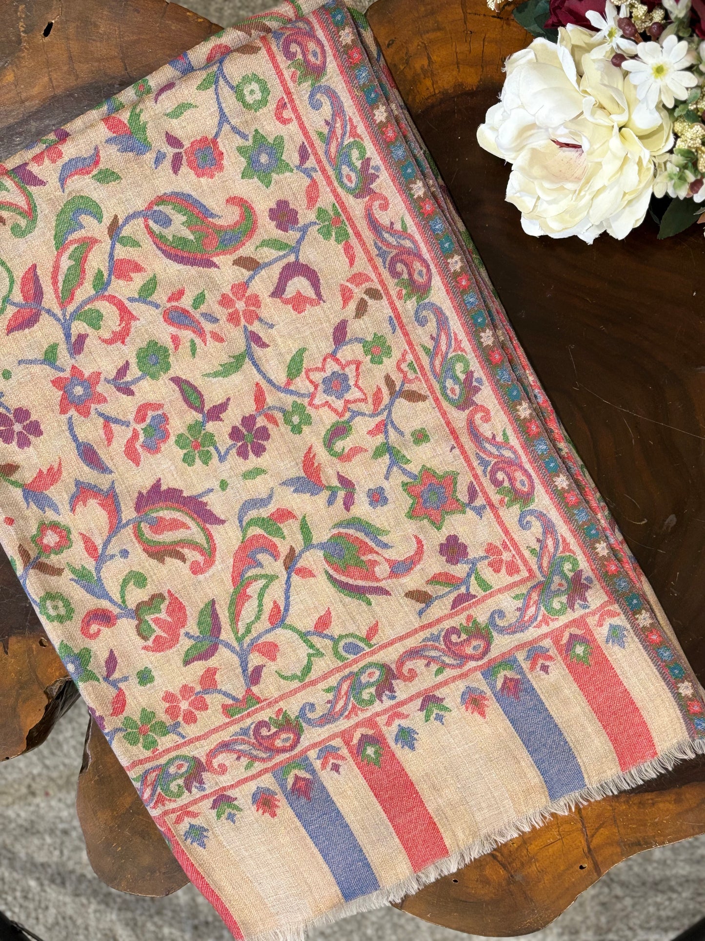 Beige Designer stole for weddings and gifting – Tehlore